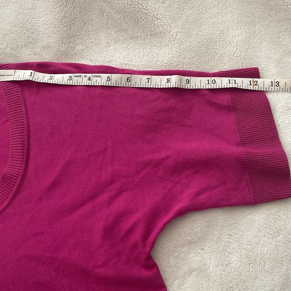 Chico’s Fuchsia Short Sleeve Sweater size 0 - Picture 7 of 8